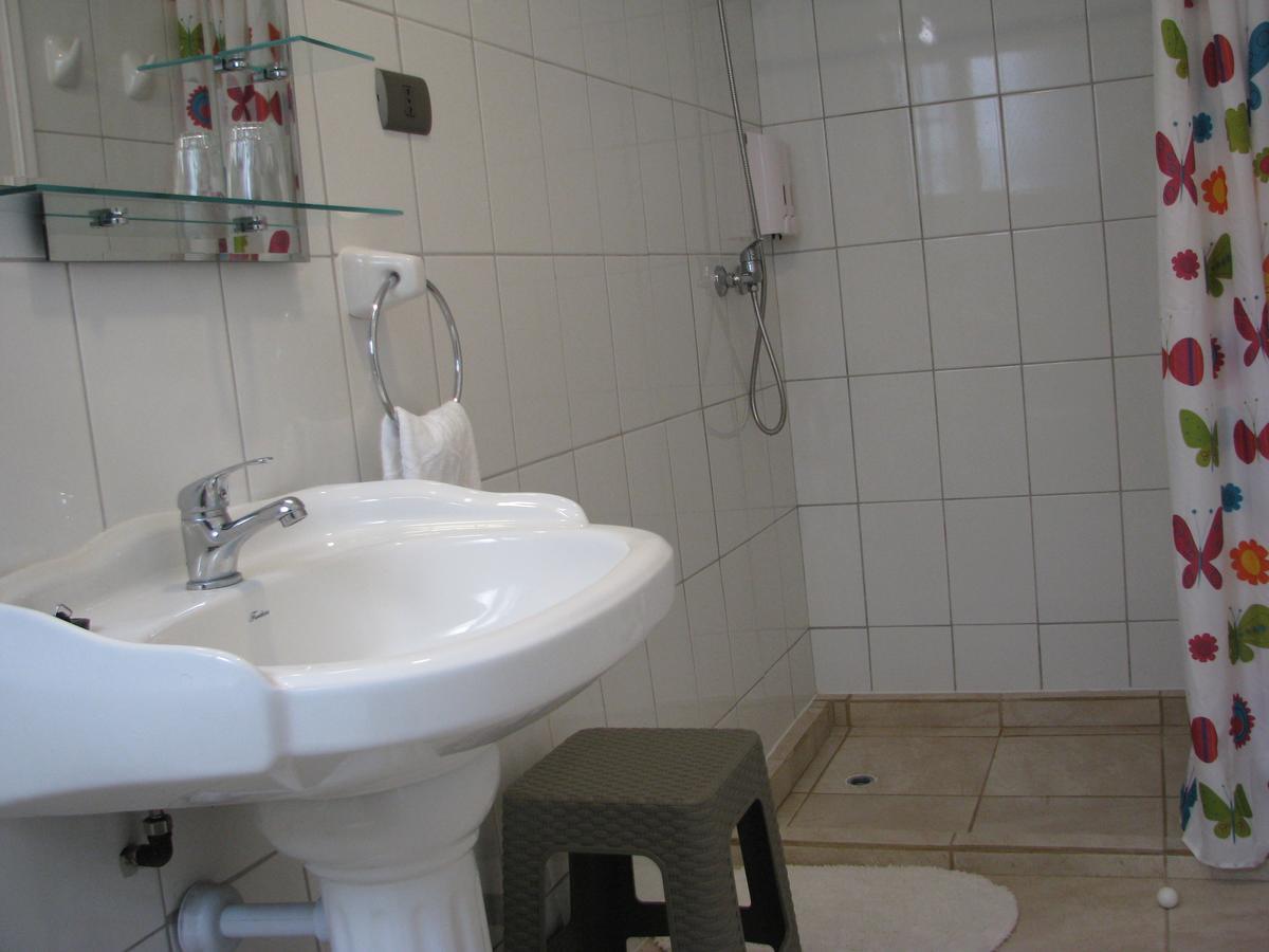 Portal Austral Bed & Breakfast Пуерто Монт Екстериор снимка