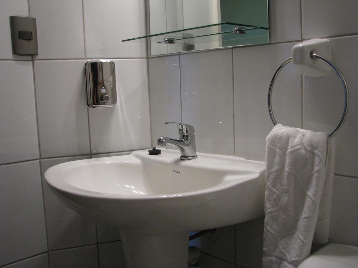 Portal Austral Bed & Breakfast Пуерто Монт Екстериор снимка